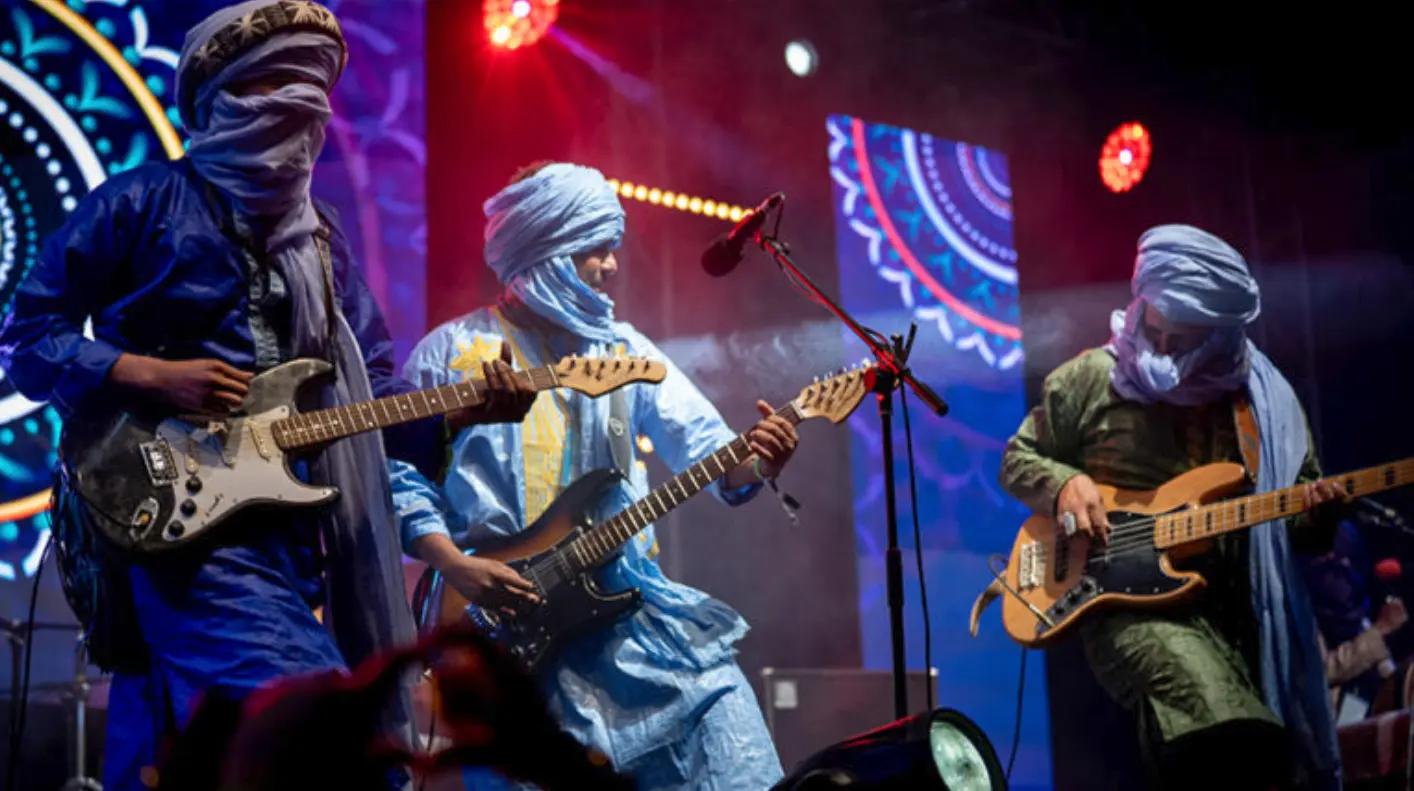 Concert de musiciens touaregs lors du Festival Zamane 2025
