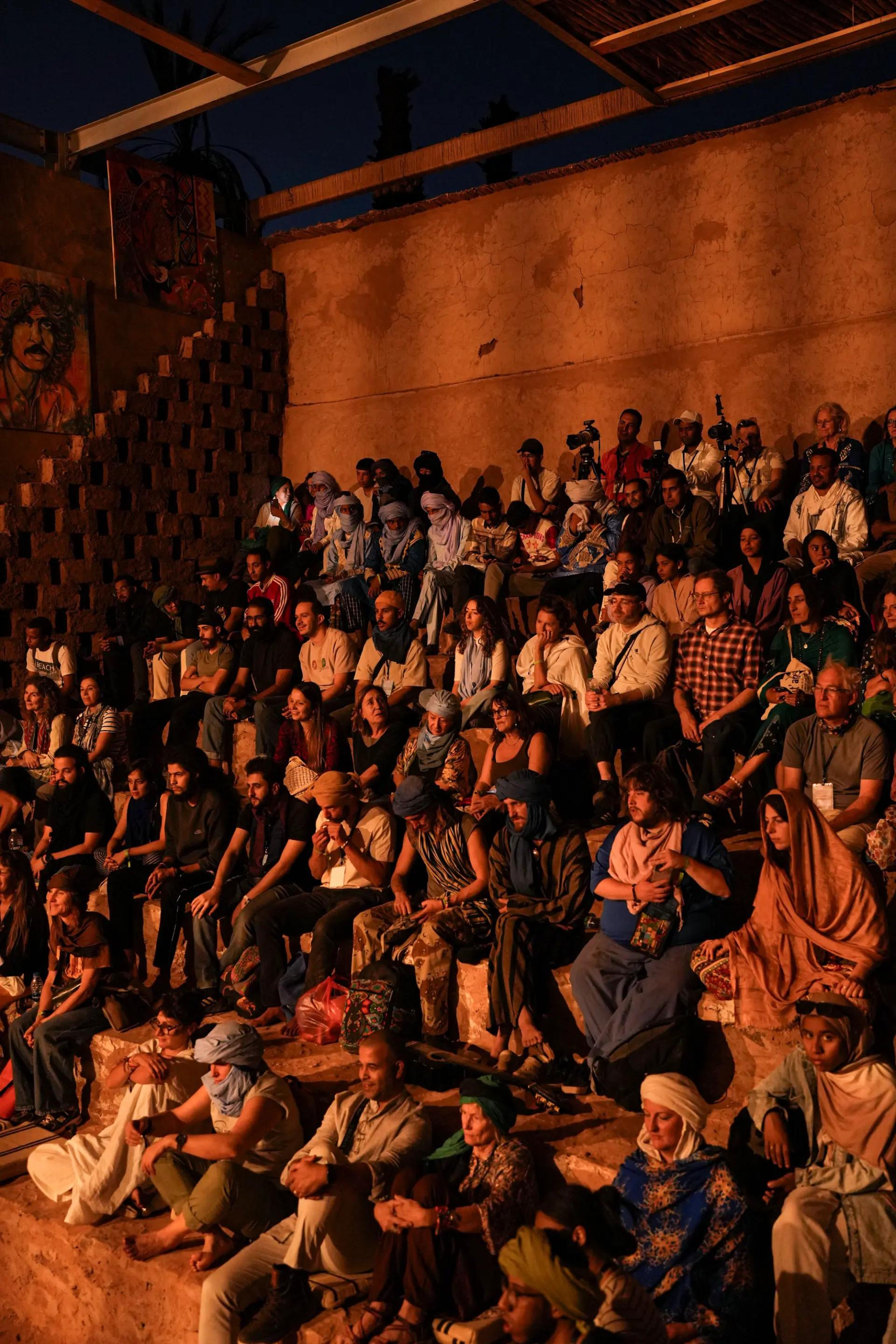 Ambiance du Festival Zamane 2025 à M'Hamid El Ghizlane