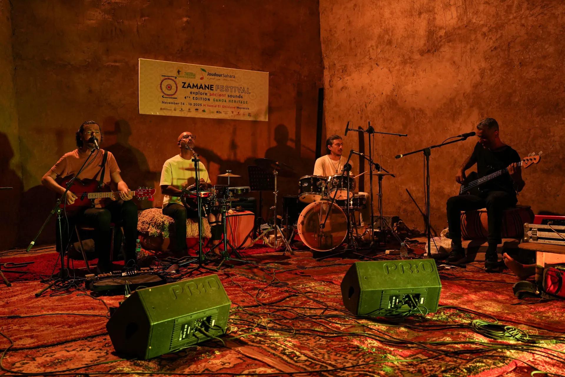 Musiciens et public lors du Festival Zamane 2025